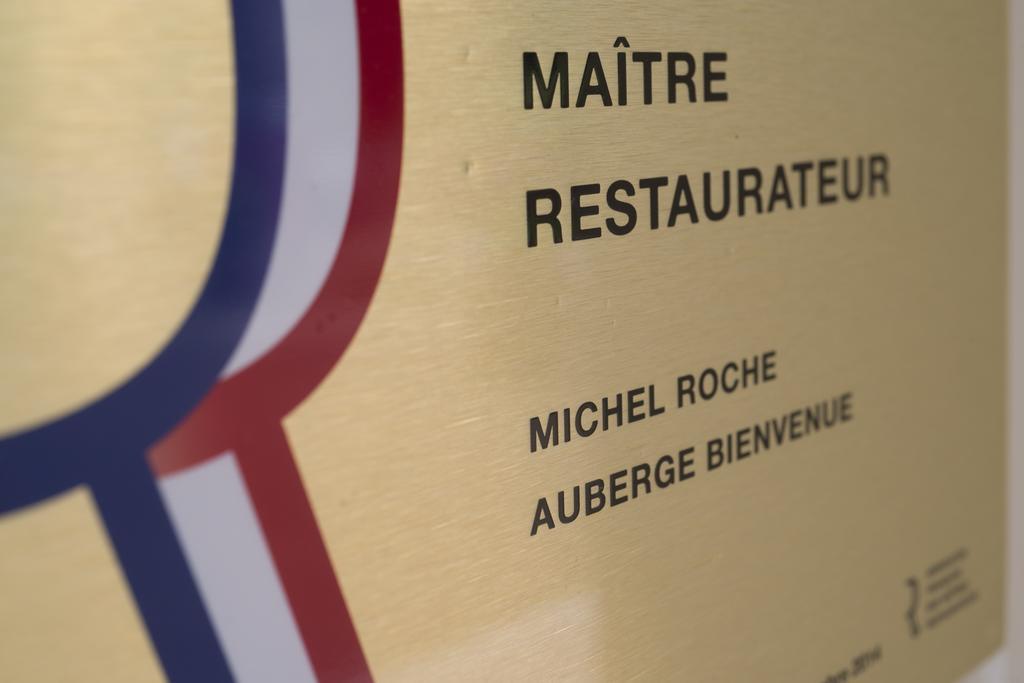Logis Auberge Bienvenue Doué-la-Fontaine Exteriör bild