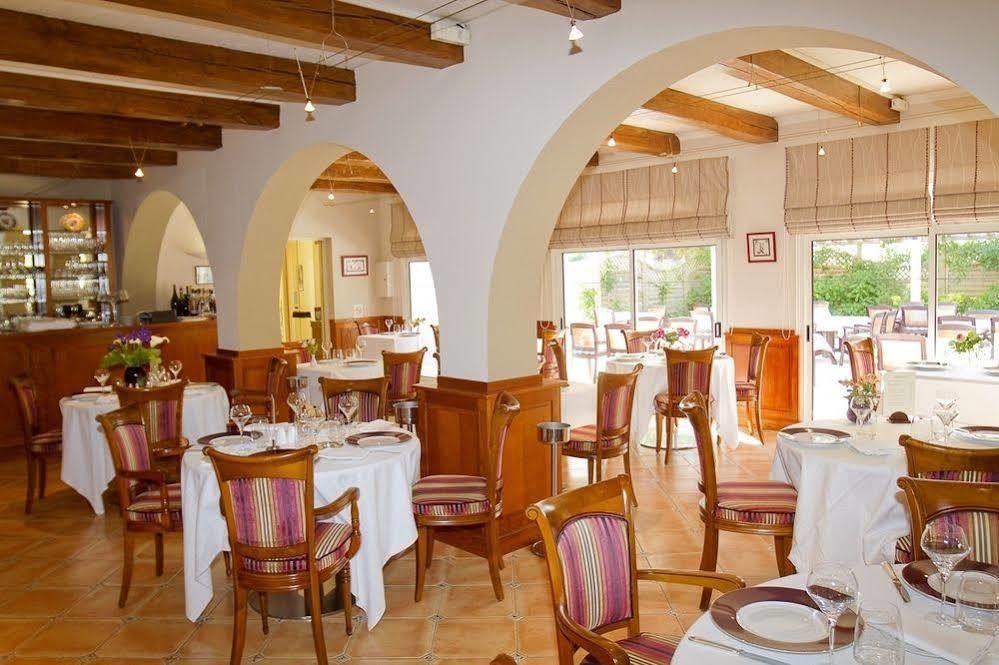 Logis Auberge Bienvenue Doué-la-Fontaine Exteriör bild