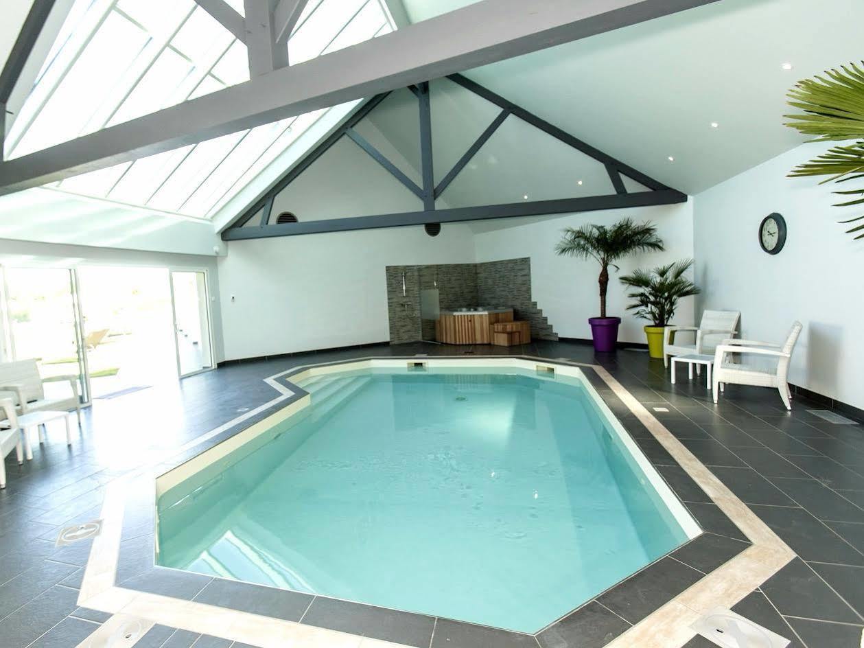 Logis Auberge Bienvenue Doué-la-Fontaine Exteriör bild